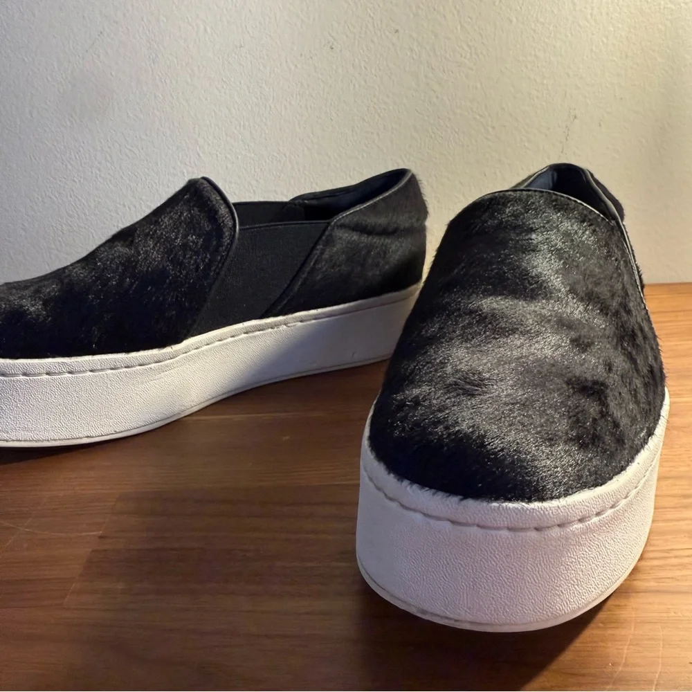 Vince Warren Pony Hair Slip On in Black with White Platform, size 6.5